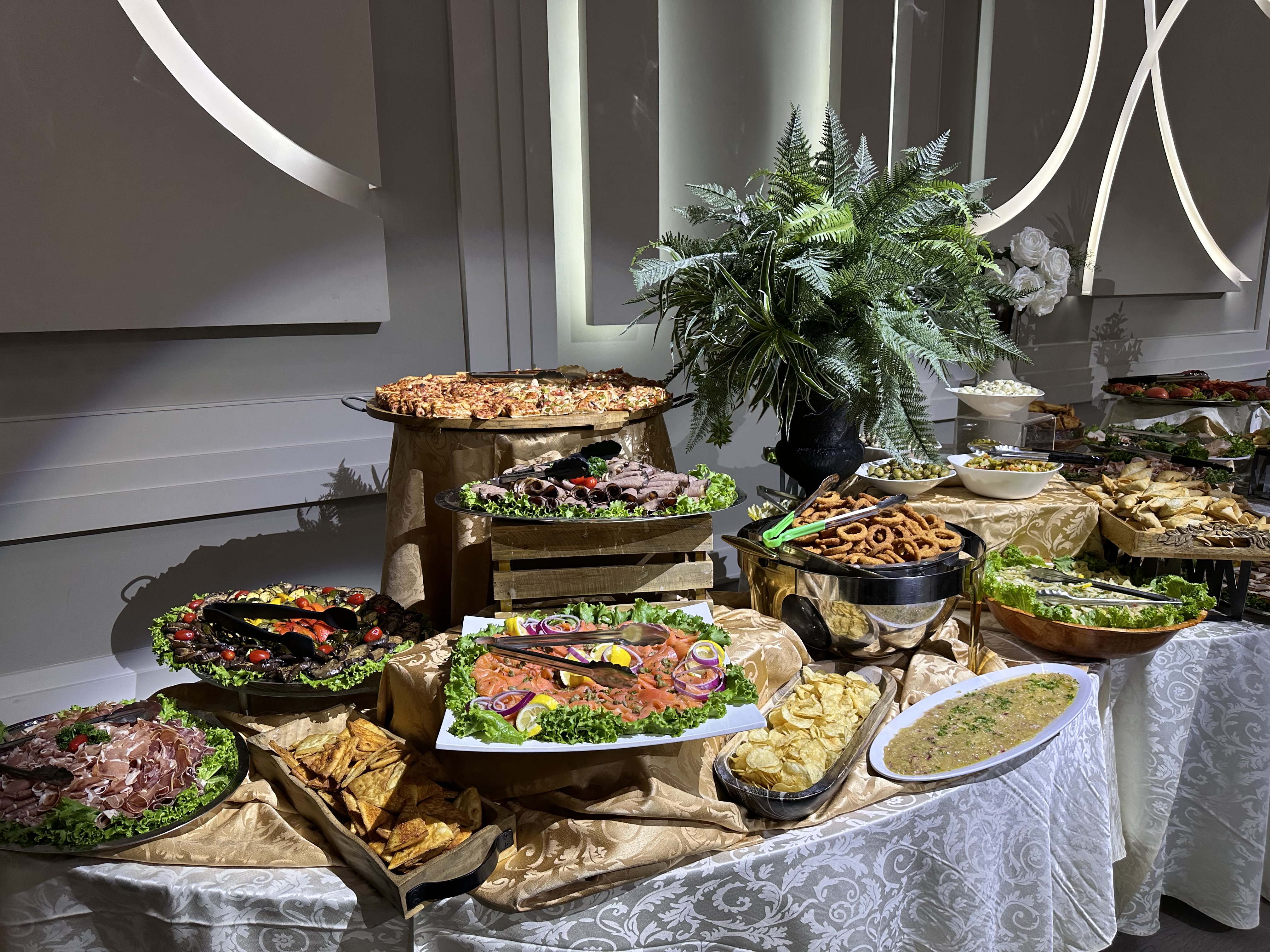 Chef-crafted main course presentation at Palacio Event Centre